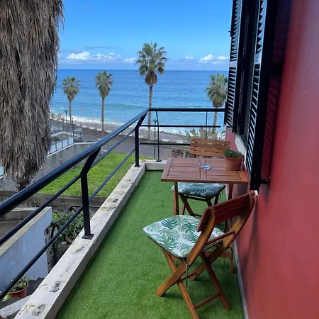 Baia Seixal Oceanfront