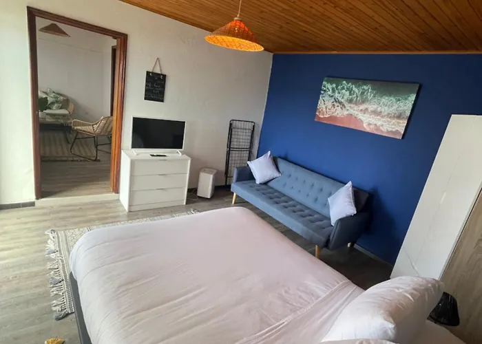 Baia Seixal Oceanfront Hotel *